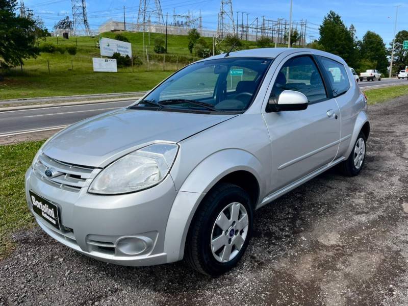 FORD - KA - 2009/2009 - Prata - R$ 21.900,00