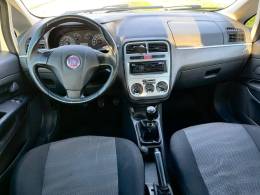 FIAT - PUNTO - 2011/2012 - Branca - R$ 35.900,00