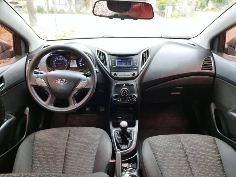 HYUNDAI - HB20 - 2016/2017 - Marrom - R$ 51.900,00