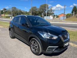 NISSAN - KICKS - 2018/2019 - Preta - R$ 80.000,00