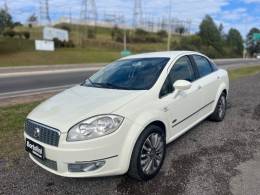 FIAT - LINEA - 2013/2014 - Branca - R$ 35.900,00