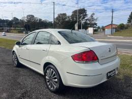 FIAT - LINEA - 2013/2014 - Branca - R$ 35.900,00