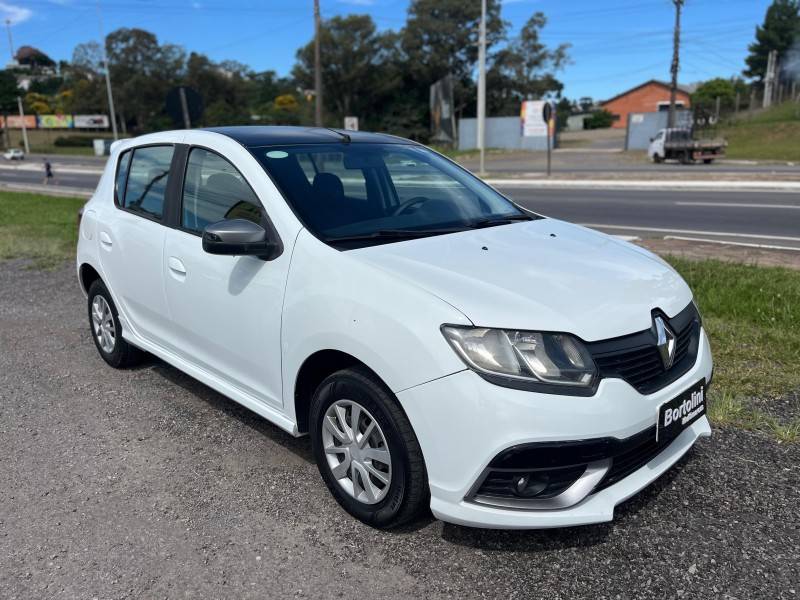 RENAULT - SANDERO - 2016/2016 - Branca - R$ 41.900,00