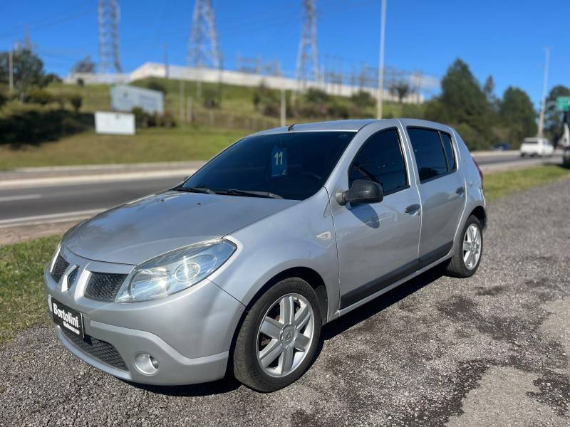 RENAULT - SANDERO - 2010/2011 - Prata - R$ 30.900,00