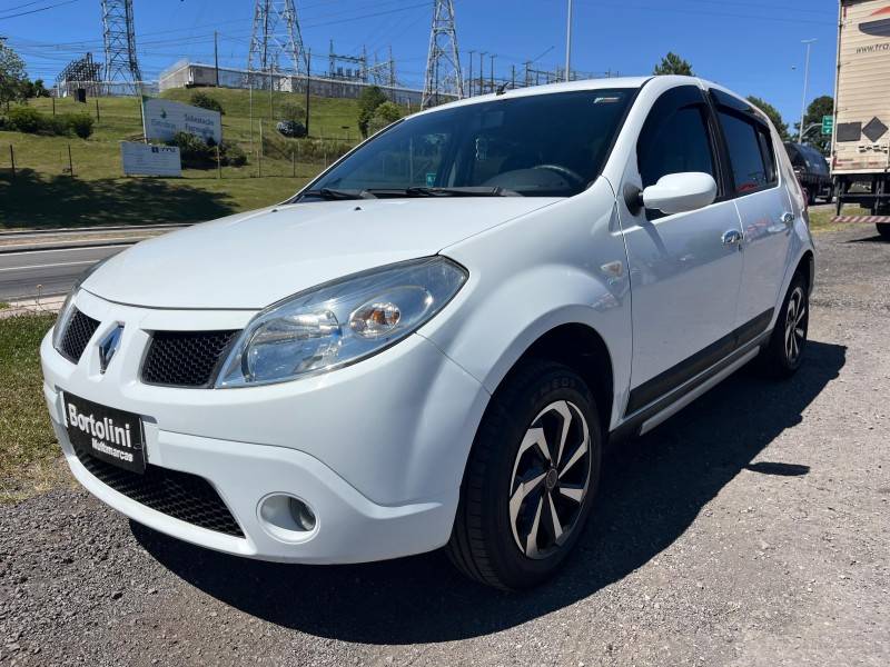 RENAULT - SANDERO - 2008/2009 - Branca - R$ 28.900,00