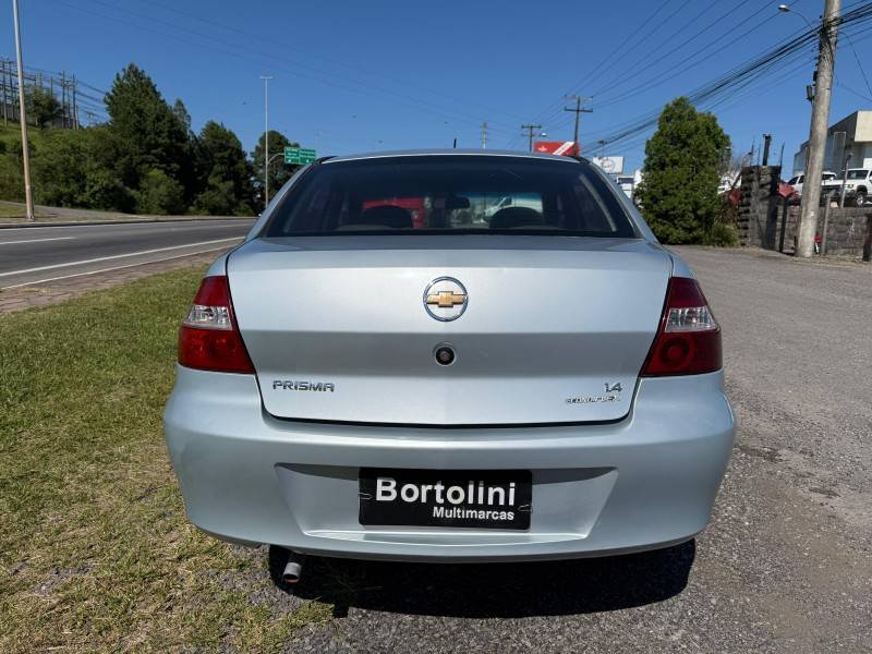 CHEVROLET - PRISMA - 2008/2009 - Prata - R$ 27.900,00