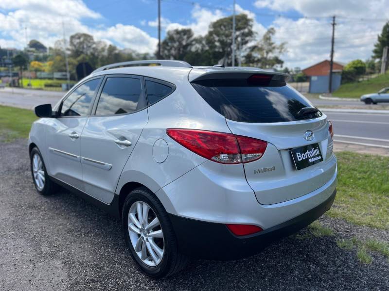 HYUNDAI - IX35 - 2014/2015 - Prata - R$ 74.900,00