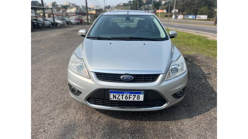 FORD - FOCUS - 2012/2012 - Prata - R$ 42.900,00