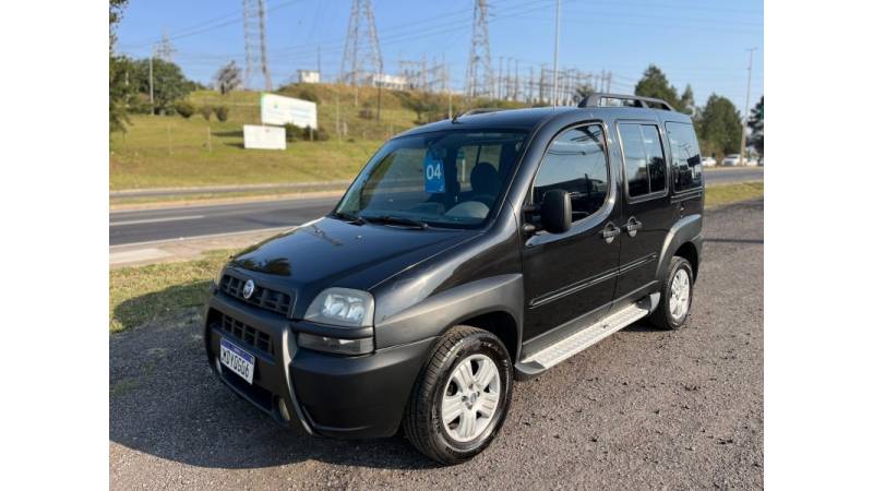 FIAT - DOBLÓ - 2004/2004 - Preta - R$ 26.000,00