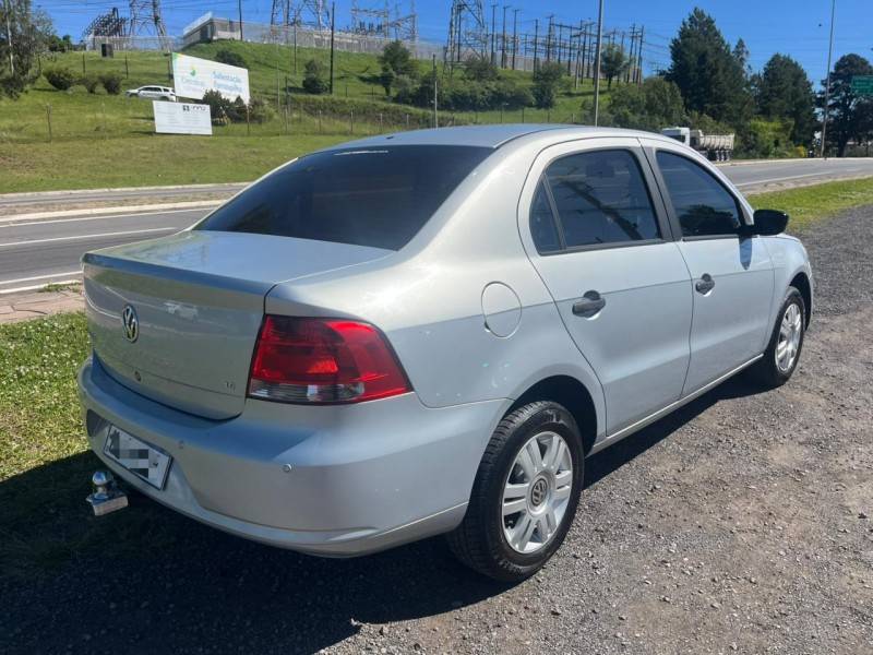 VOLKSWAGEN - VOYAGE - 2011/2011 - Prata - R$ 32.900,00