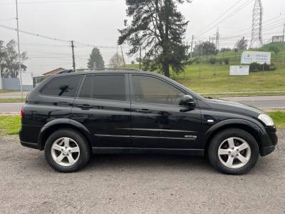 SSANGYONG - KYRON - 2010/2011 - Preta - R$ 42.000,00