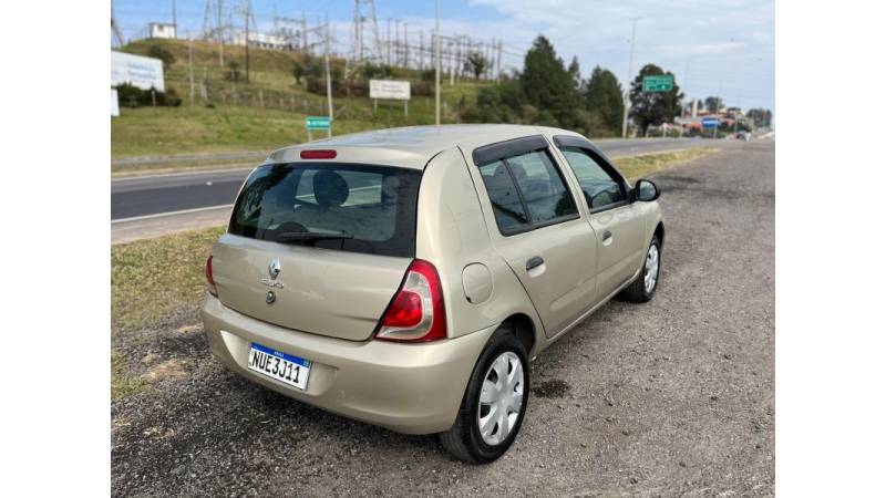 RENAULT - CLIO - 2013/2014 - Bege - R$ 29.900,00