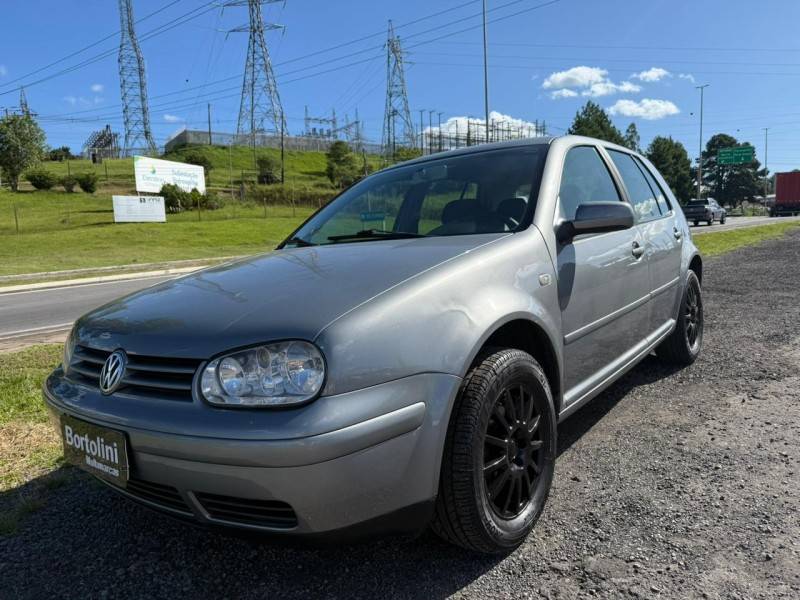 VOLKSWAGEN - GOLF - 2004/2004 - Cinza - R$ 29.900,00