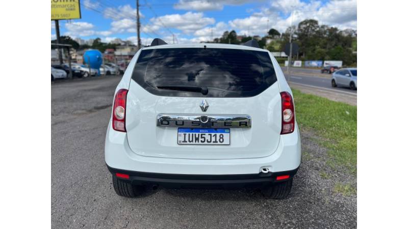 RENAULT - DUSTER - 2013/2014 - Branca - R$ 49.900,00