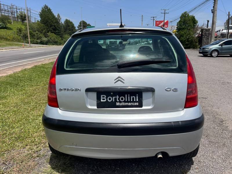 CITROËN - C3 - 2005/2005 - Prata - R$ 18.900,00