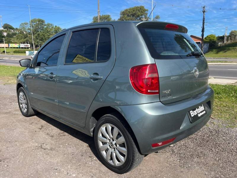 VOLKSWAGEN - FOX - 2010/2011 - Cinza - R$ 29.900,00