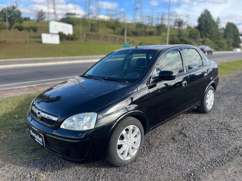 CHEVROLET - CORSA - 2008/2009 - Preta - R$ 26.900,00