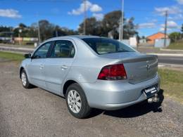 VOLKSWAGEN - VOYAGE - 2011/2012 - Prata - R$ 31.900,00