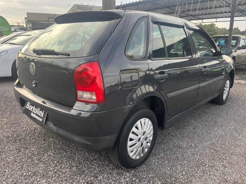 VOLKSWAGEN - GOL - 2008/2008 - Cinza - R$ 21.900,00