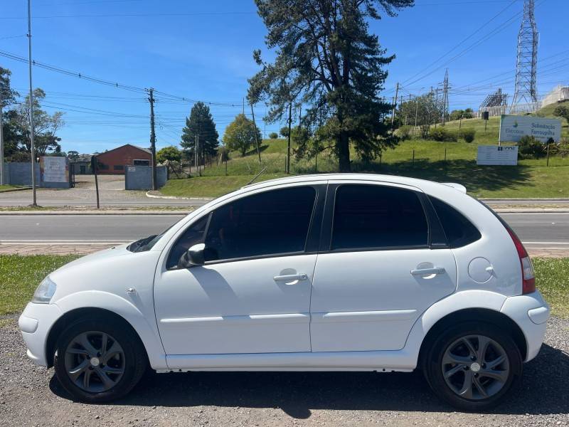 CITROËN - C3 - 2008/2008 - Prata - R$ 23.500,00