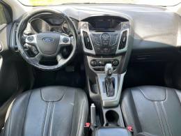 FORD - FOCUS - 2014/2015 - Cinza - R$ 53.900,00