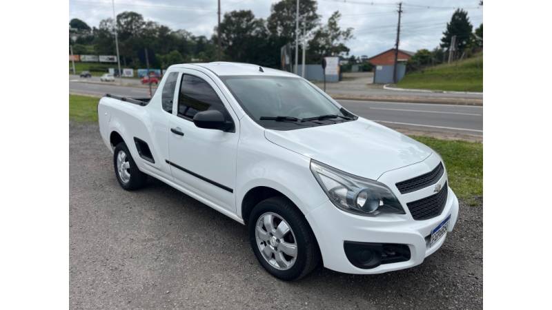 CHEVROLET - MONTANA - 2013/2013 - Branca - R$ 39.900,00