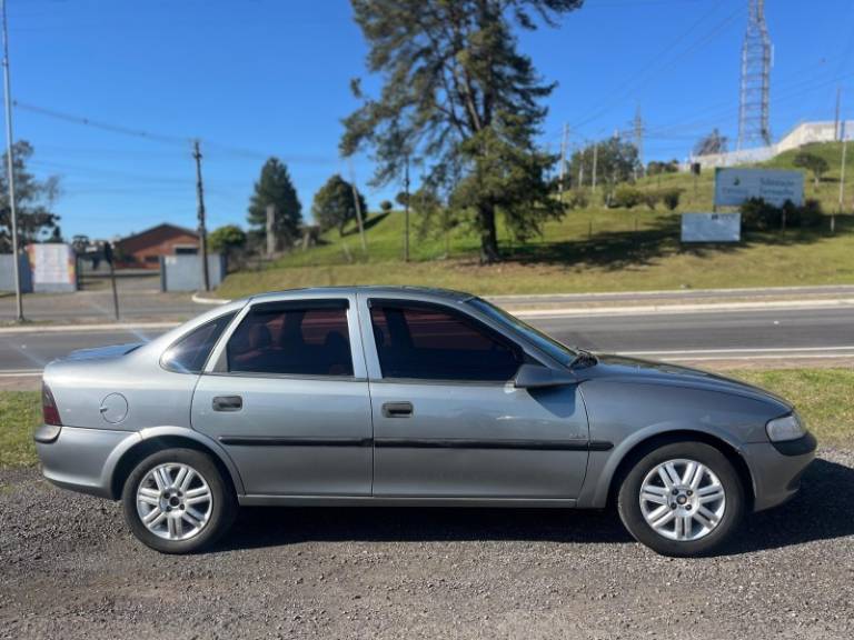 CHEVROLET - VECTRA - 1997/1997 - Prata - R$ 16.900,00