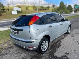 FORD - FOCUS - 2008/2008 - Prata - R$ 25.900,00