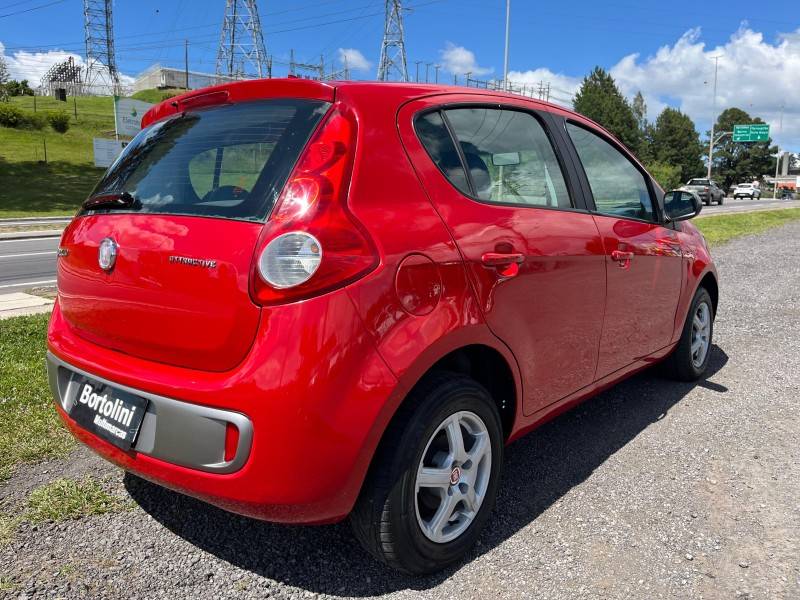 FIAT - PALIO - 2012/2012 - Vermelha - R$ 31.900,00