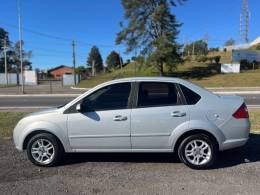 FORD - FIESTA - 2009/2009 - Prata - R$ 28.900,00