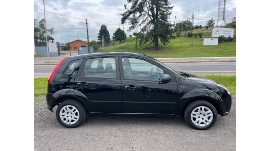 FORD - FIESTA - 2007/2008 - Preta - R$ 18.900,00