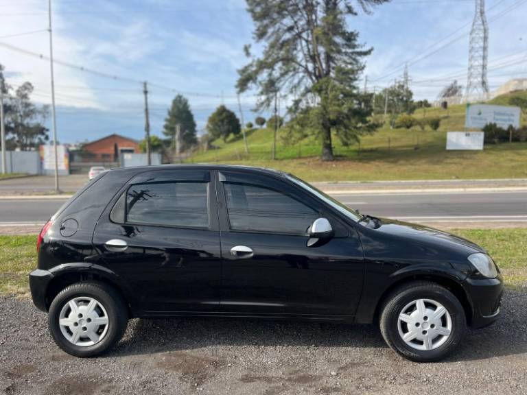 CHEVROLET - CELTA - 2013/2013 - Preta - R$ 27.900,00
