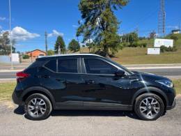NISSAN - KICKS - 2018/2019 - Preta - R$ 80.000,00