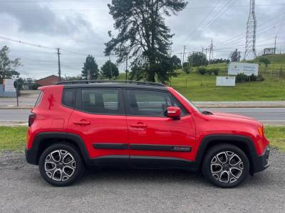 JEEP - RENEGADE - 2015/2016 - Vermelha - R$ 71.900,00