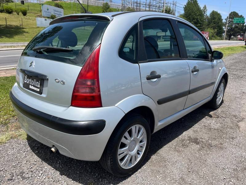 CITROËN - C3 - 2005/2005 - Prata - R$ 18.900,00