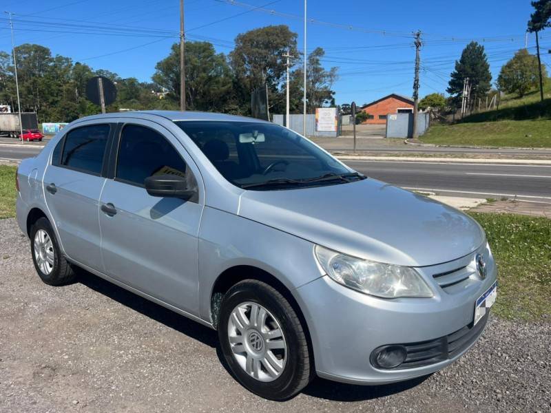 VOLKSWAGEN - VOYAGE - 2011/2011 - Prata - R$ 32.900,00