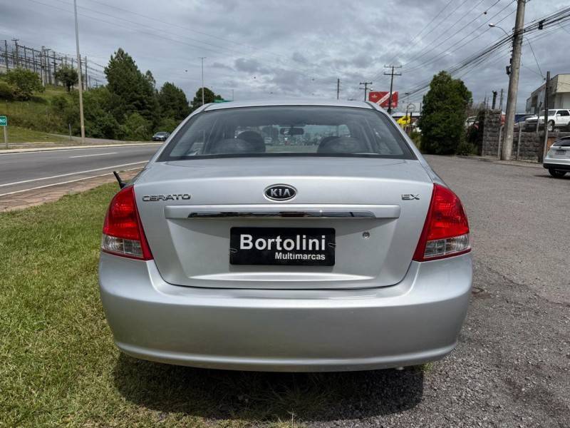 KIA MOTORS - CERATO - 2009/2009 - Prata - R$ 33.900,00