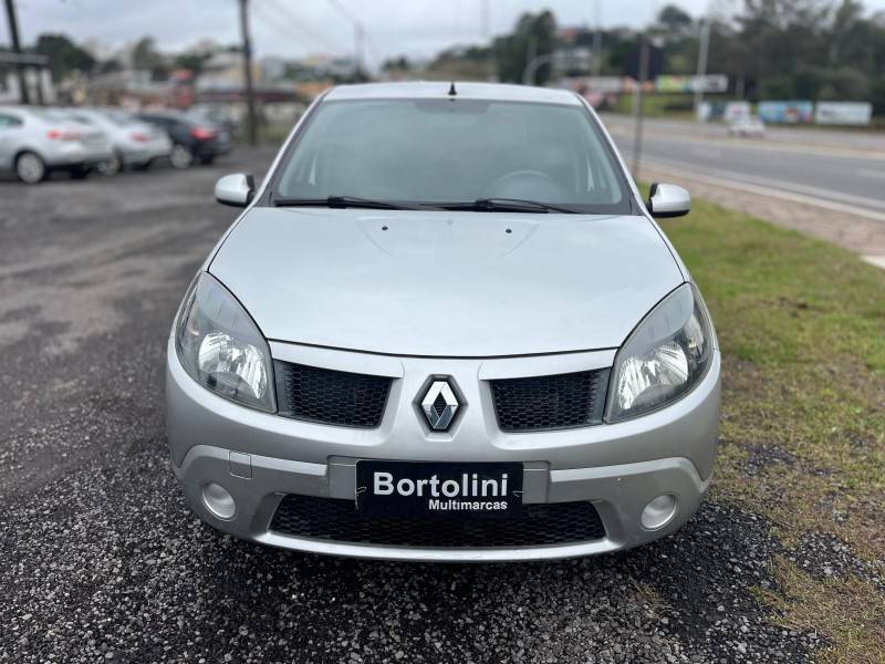 RENAULT - SANDERO - 2010/2011 - Prata - R$ 27.900,00