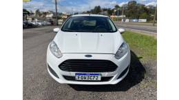 FORD - FIESTA - 2015/2016 - Branca - R$ 46.900,00