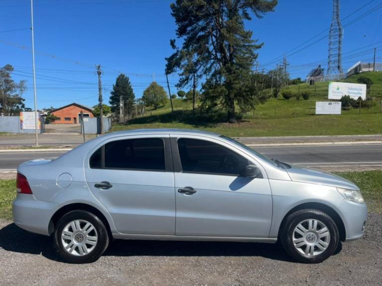 VOLKSWAGEN - VOYAGE - 2011/2011 - Prata - R$ 32.900,00