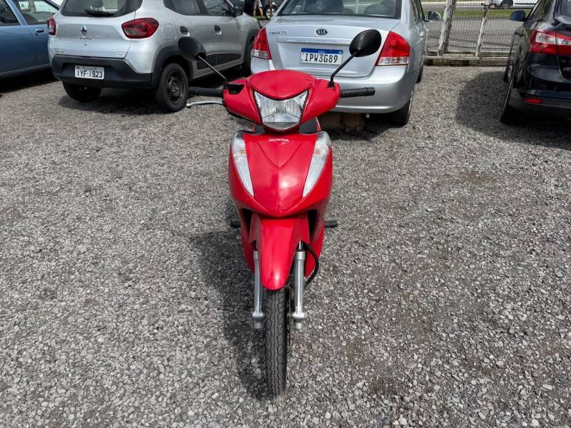 HONDA - BIZ 125 - 2016/2016 - Vermelha - R$ 13.900,00