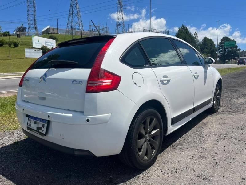 CITROËN - C4 - 2010/2010 - Branca - R$ 33.900,00