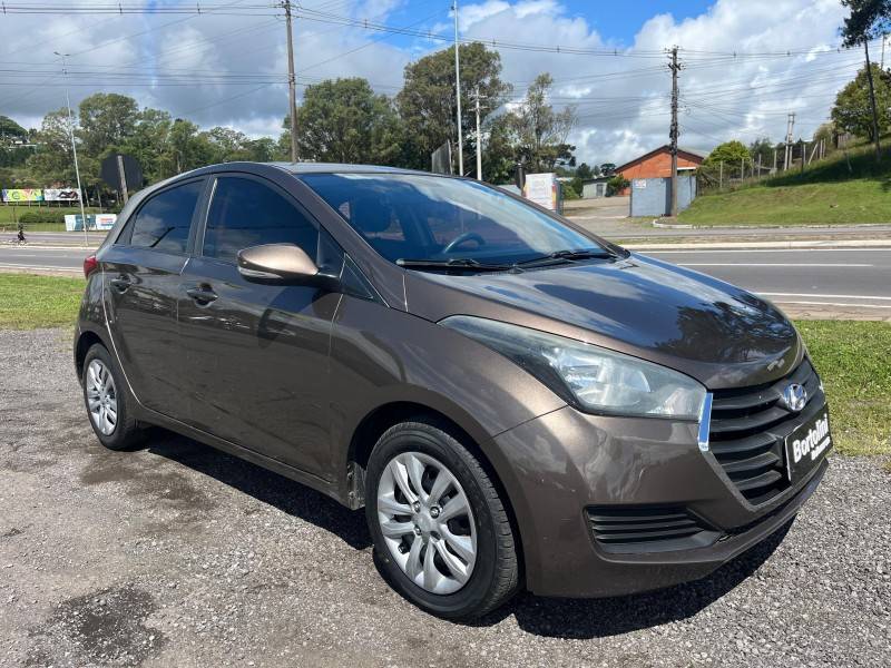 HYUNDAI - HB20 - 2016/2017 - Marrom - R$ 54.900,00