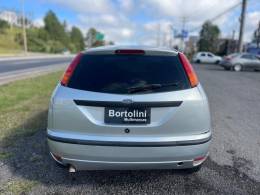 FORD - FOCUS - 2008/2008 - Prata - R$ 25.900,00