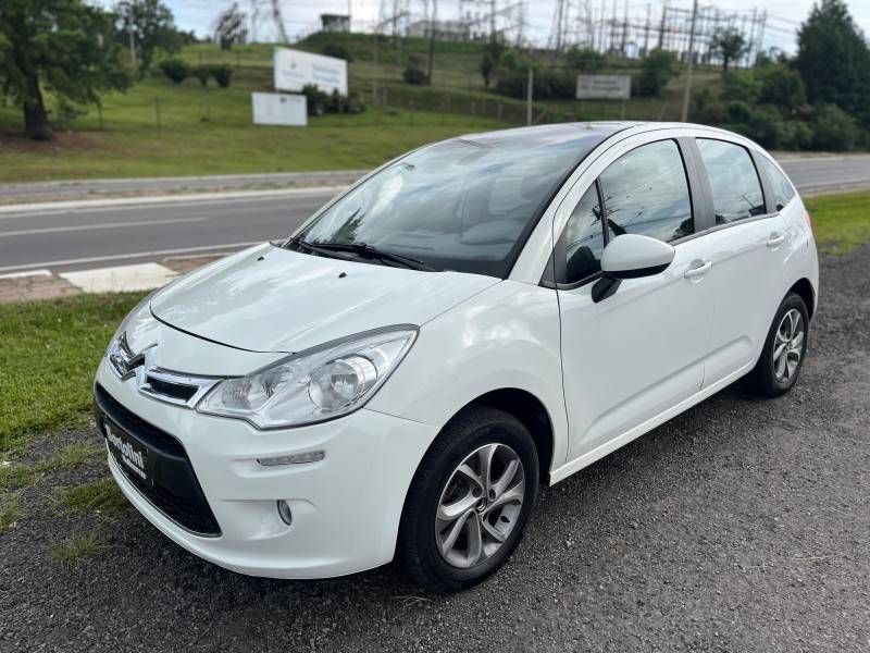 CITROËN - C3 - 2014/2014 - Branca - R$ 35.900,00