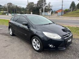 FORD - FOCUS - 2013/2014 - Preta - R$ 49.900,00