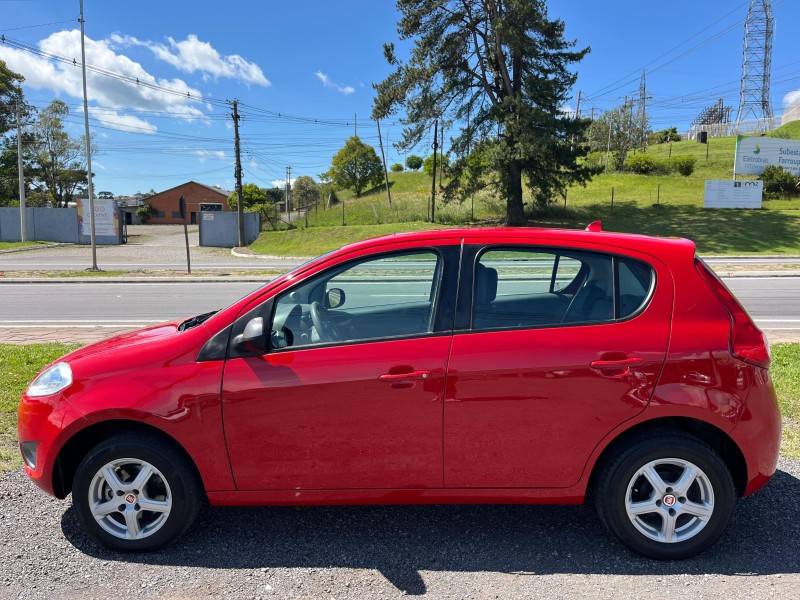 FIAT - PALIO - 2012/2012 - Vermelha - R$ 31.900,00