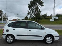 RENAULT - SCÉNIC - 2001/2001 - Branca - R$ 14.900,00