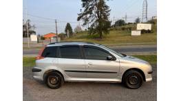 PEUGEOT - 206 - 2008/2008 - Prata - R$ 16.000,00