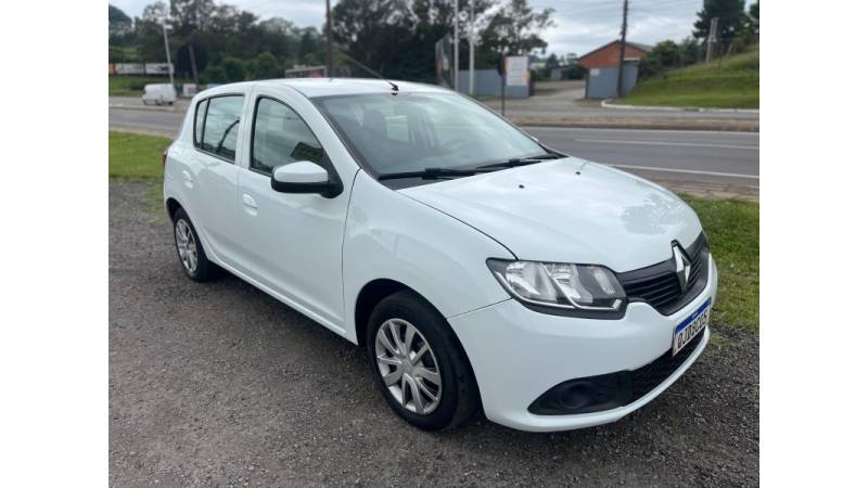 RENAULT - SANDERO - 2018/2019 - Branca - R$ 39.900,00